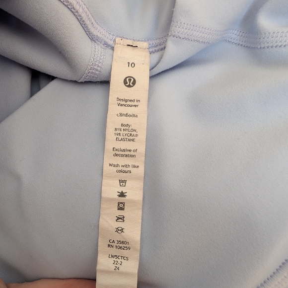 Lululemon Athletica Light Blue Activewear - Picture 5 of 5